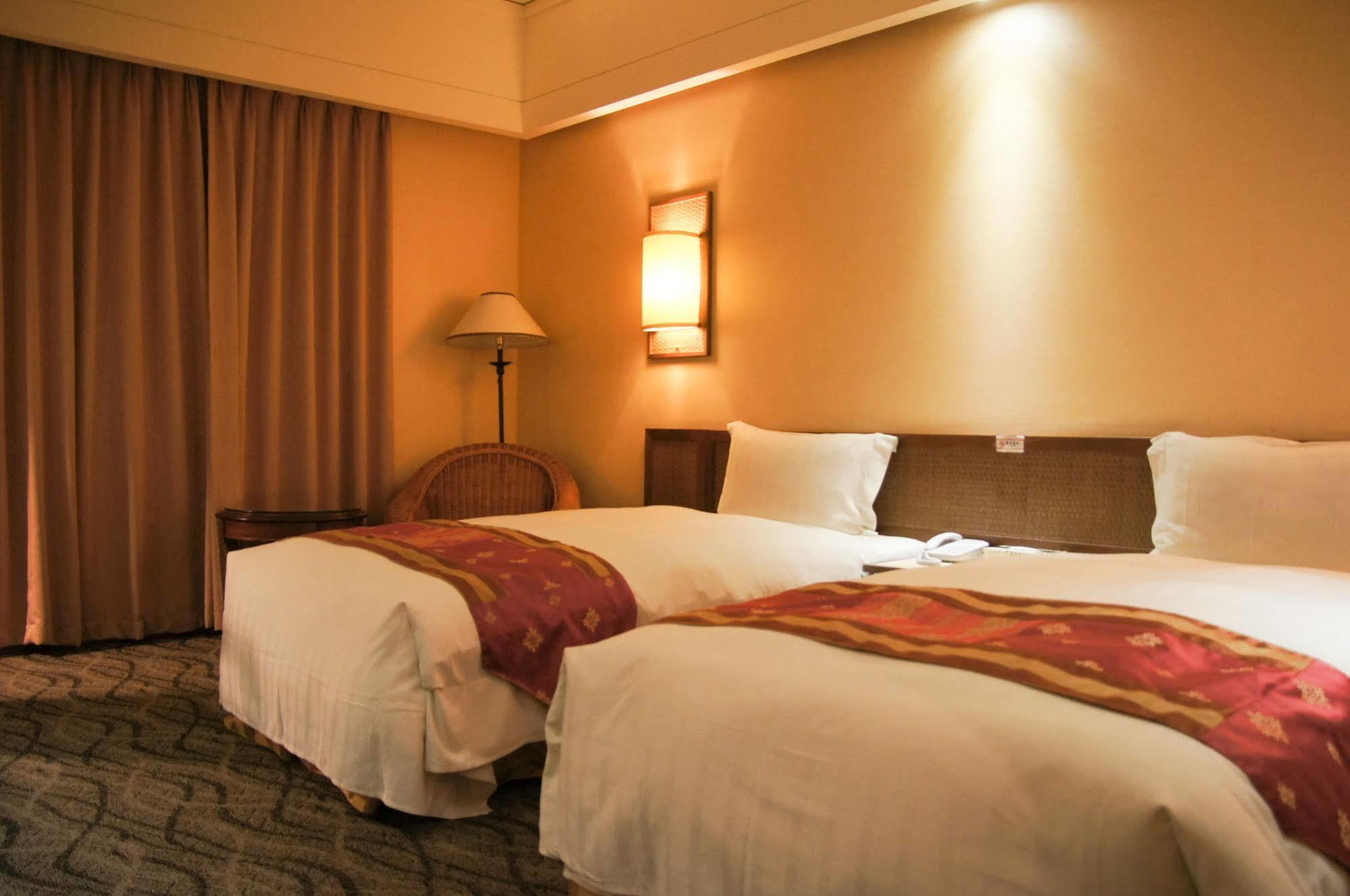 Jia Hsin Garden Hotel Tainan Exterior photo